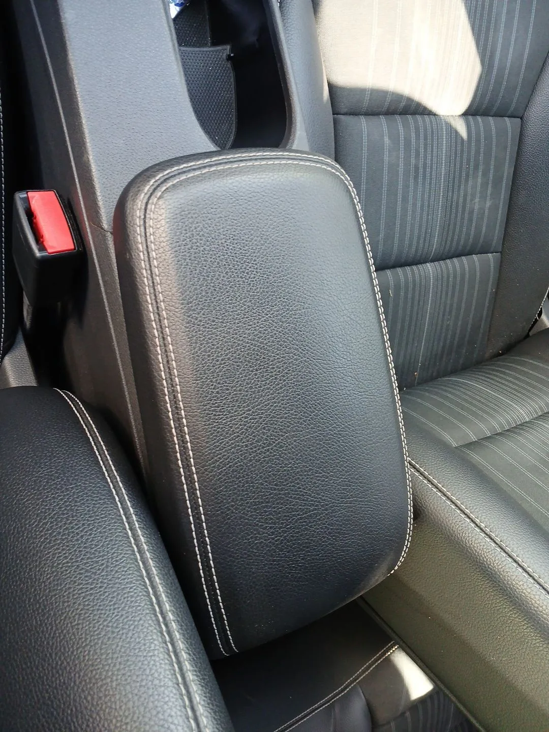 Apoyabrazos Central para Mercedes-Benz Clase B Sports Tourer (W246, W242)