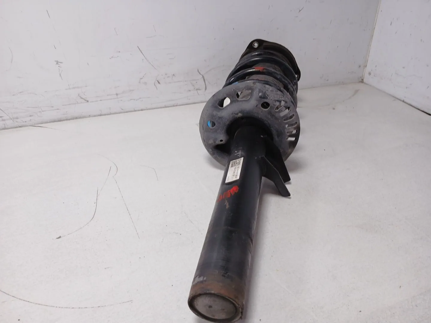 Amortiguador Delantero Derecho para Volkswagen Golf Vi (5K1)