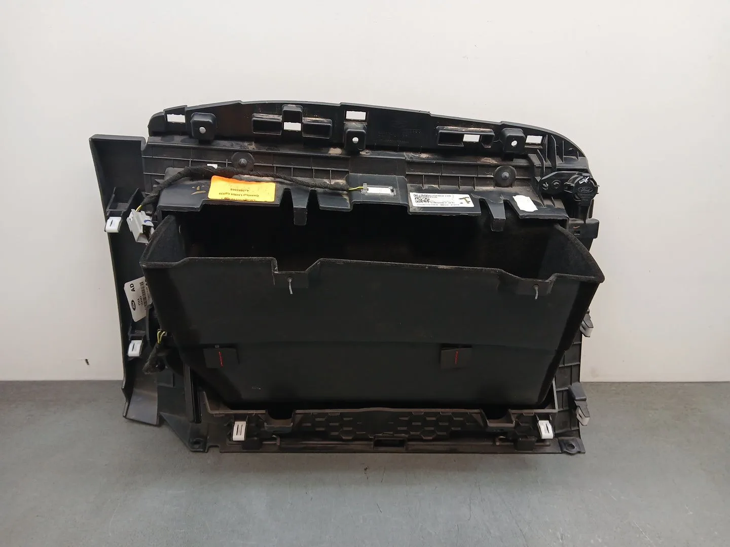 Guantera para Ford S-Max