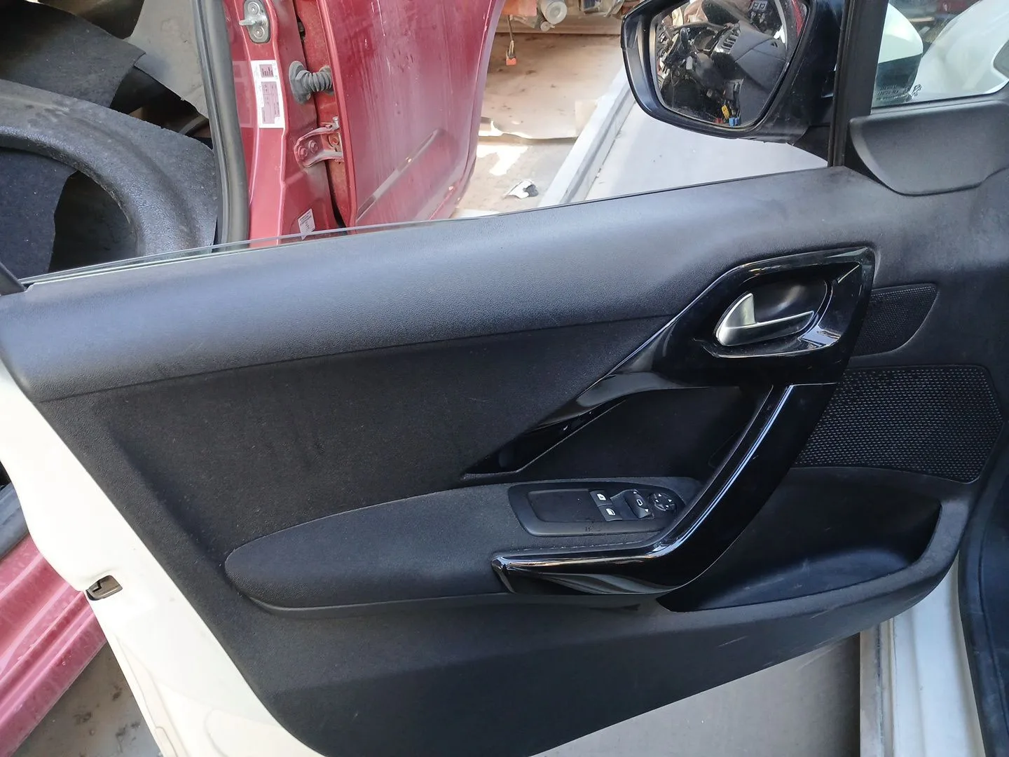 Guarnecido Puerta Delantera Izquierda para Peugeot 208 I (Ca_, Cc_)