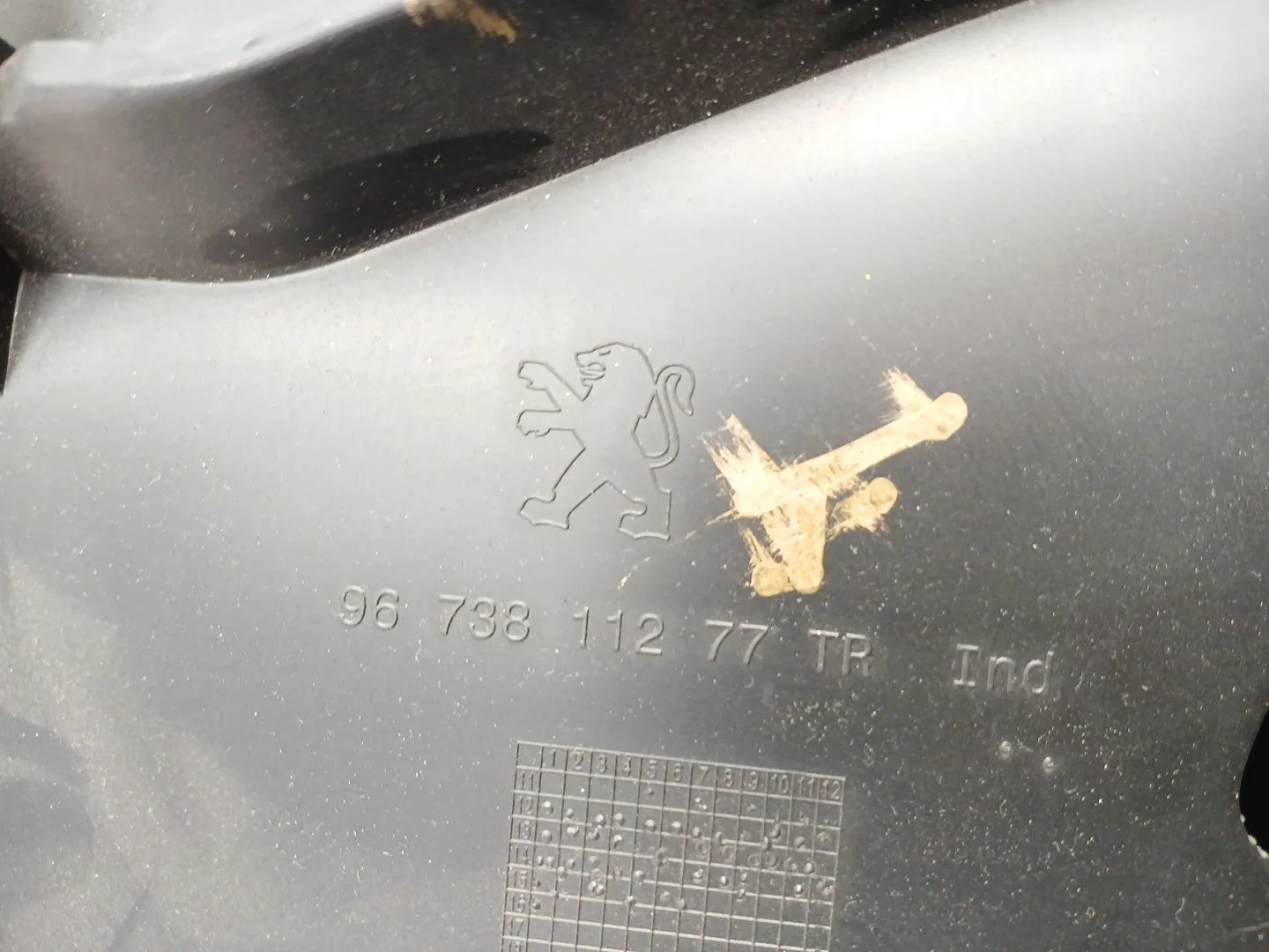 Guantera para Peugeot 208 I (Ca_, Cc_)