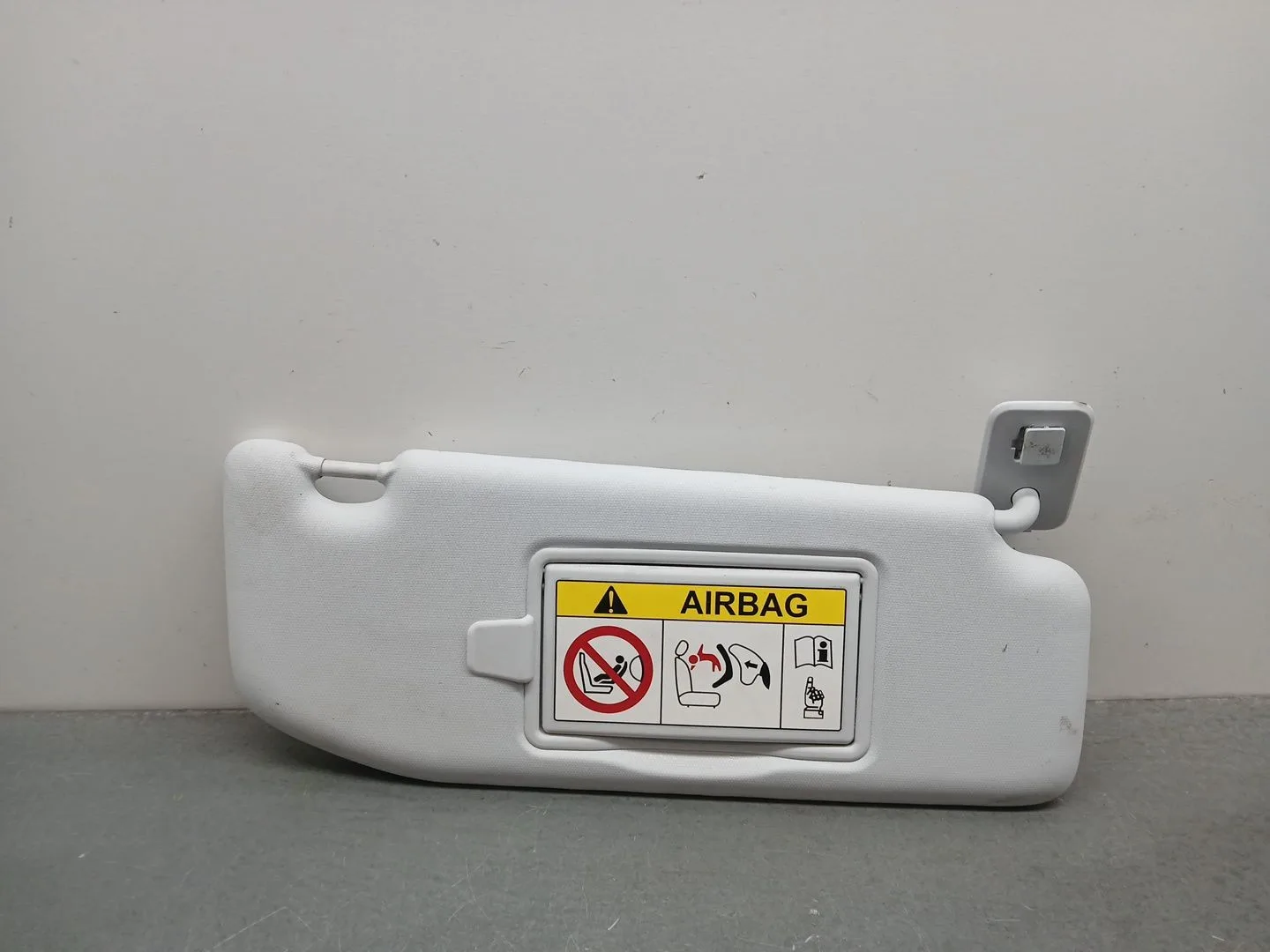 Parasol Derecho para Peugeot 208 I (Ca_, Cc_)