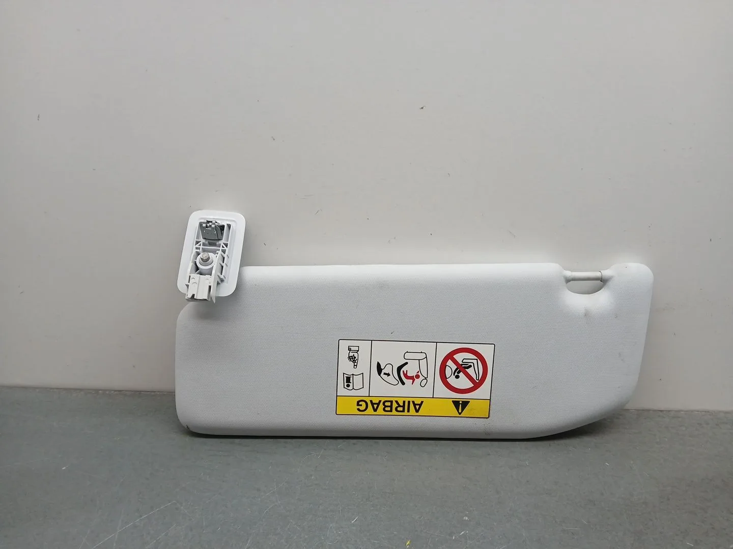 Parasol Derecho para Peugeot 208 I (Ca_, Cc_)