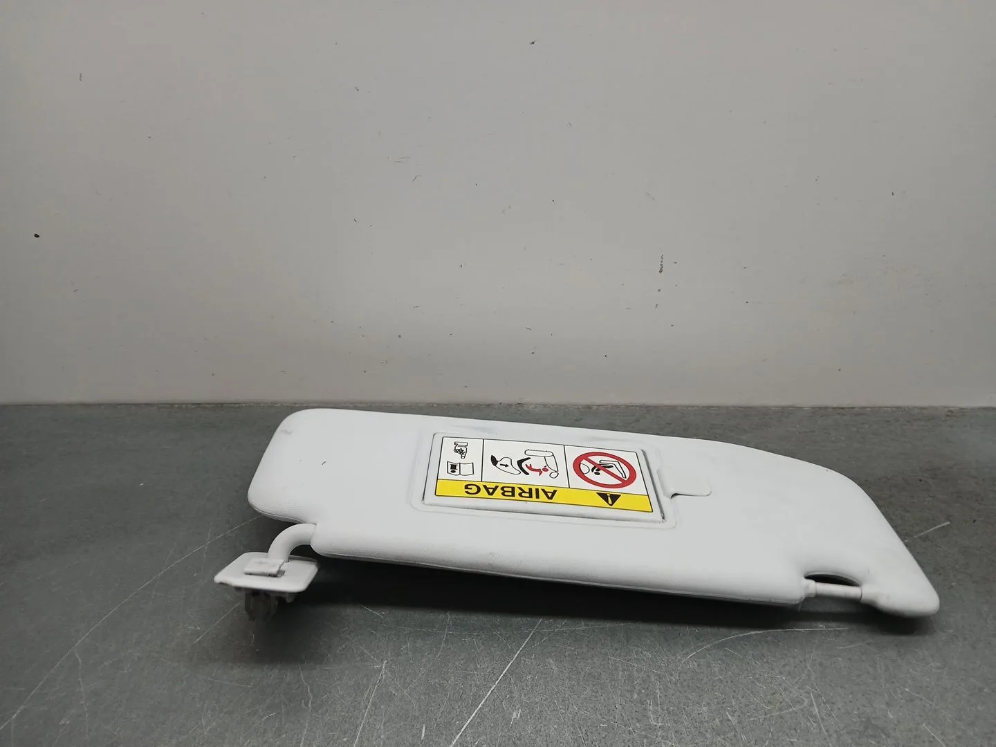 Parasol Derecho para Peugeot 208 I (Ca_, Cc_)