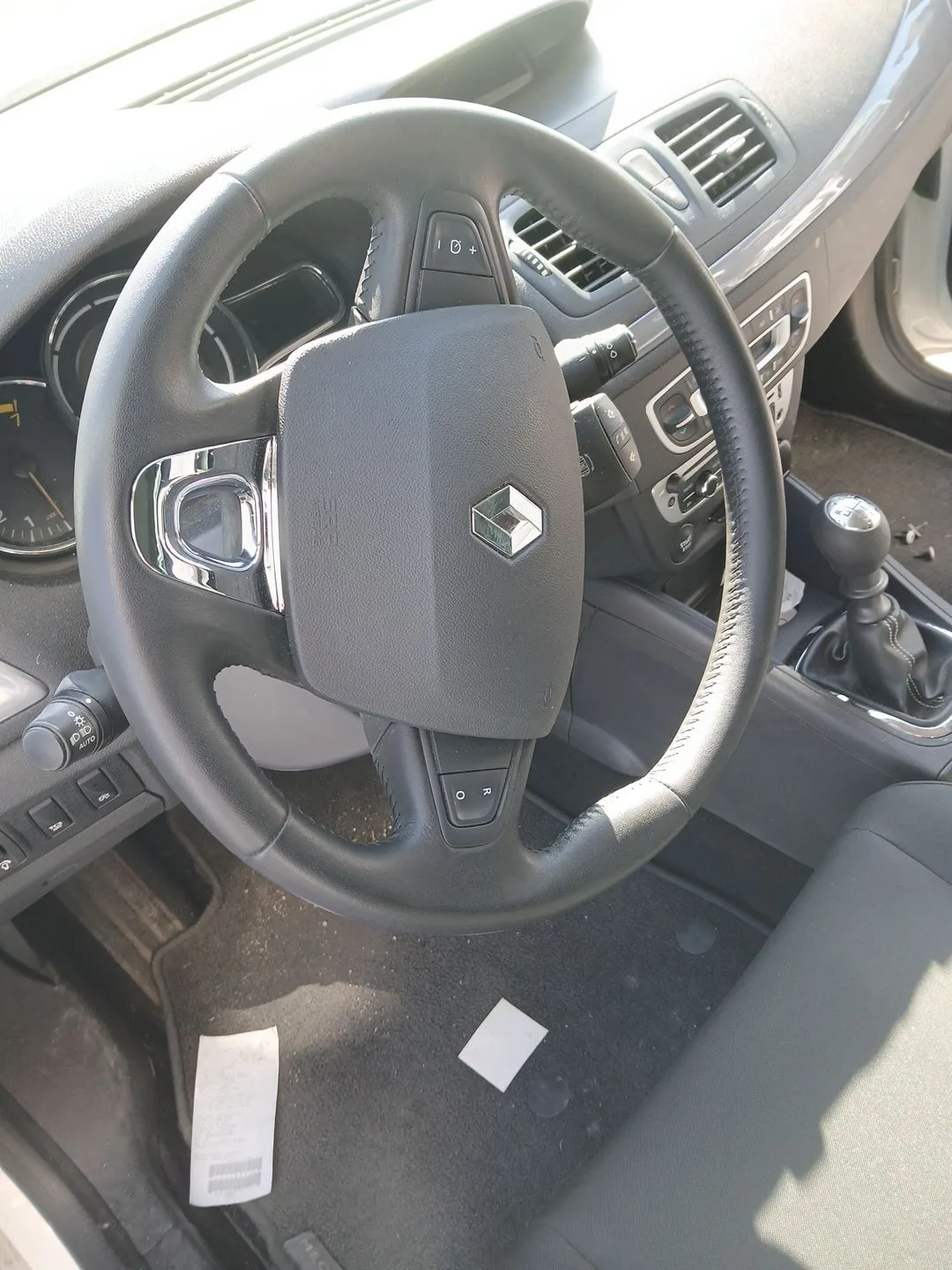 Volante para Renault Megane Iii Hatchback (Bz0/1_, B3_)