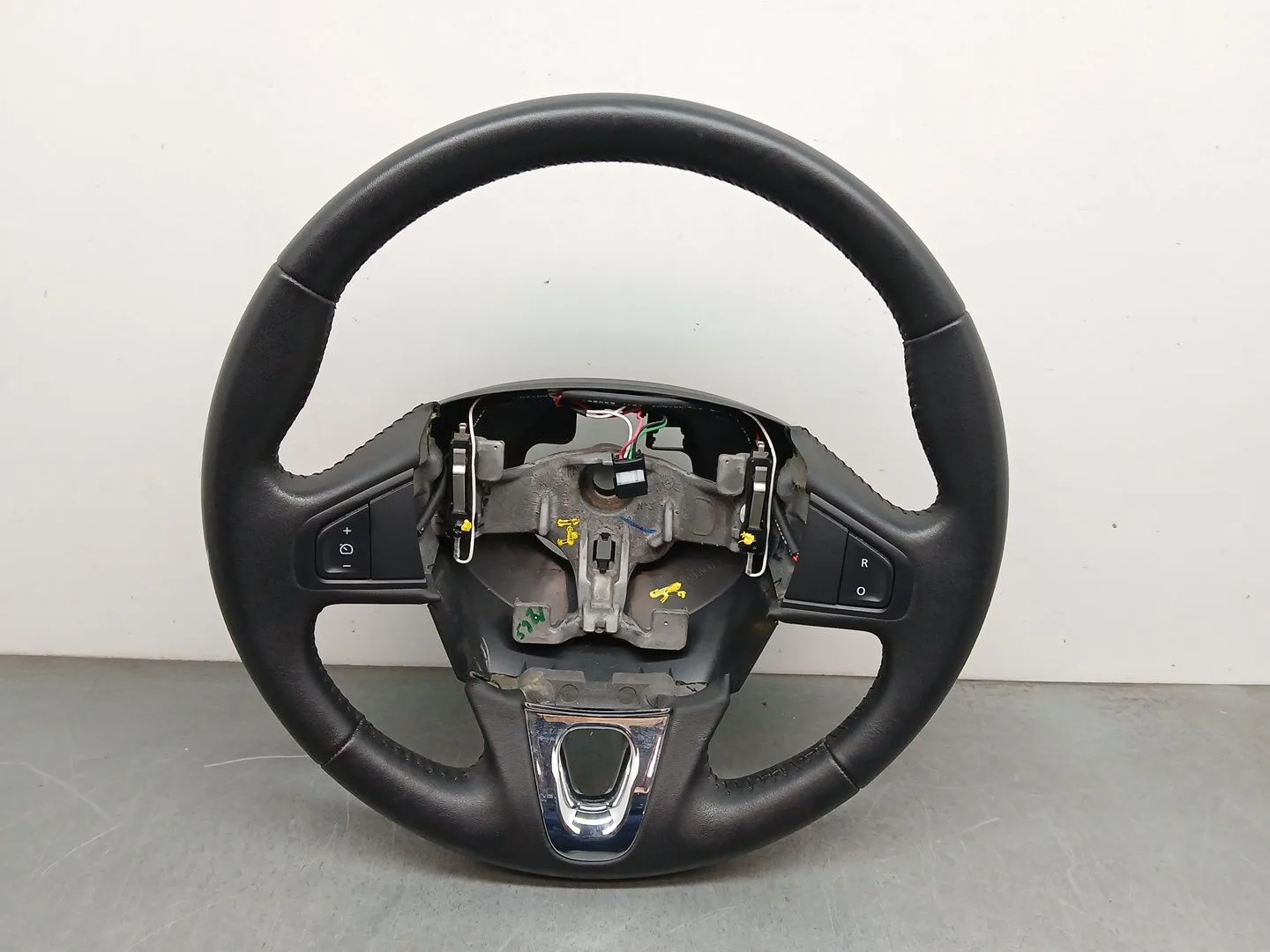 Volante para Renault Megane Iii Hatchback (Bz0/1_, B3_)