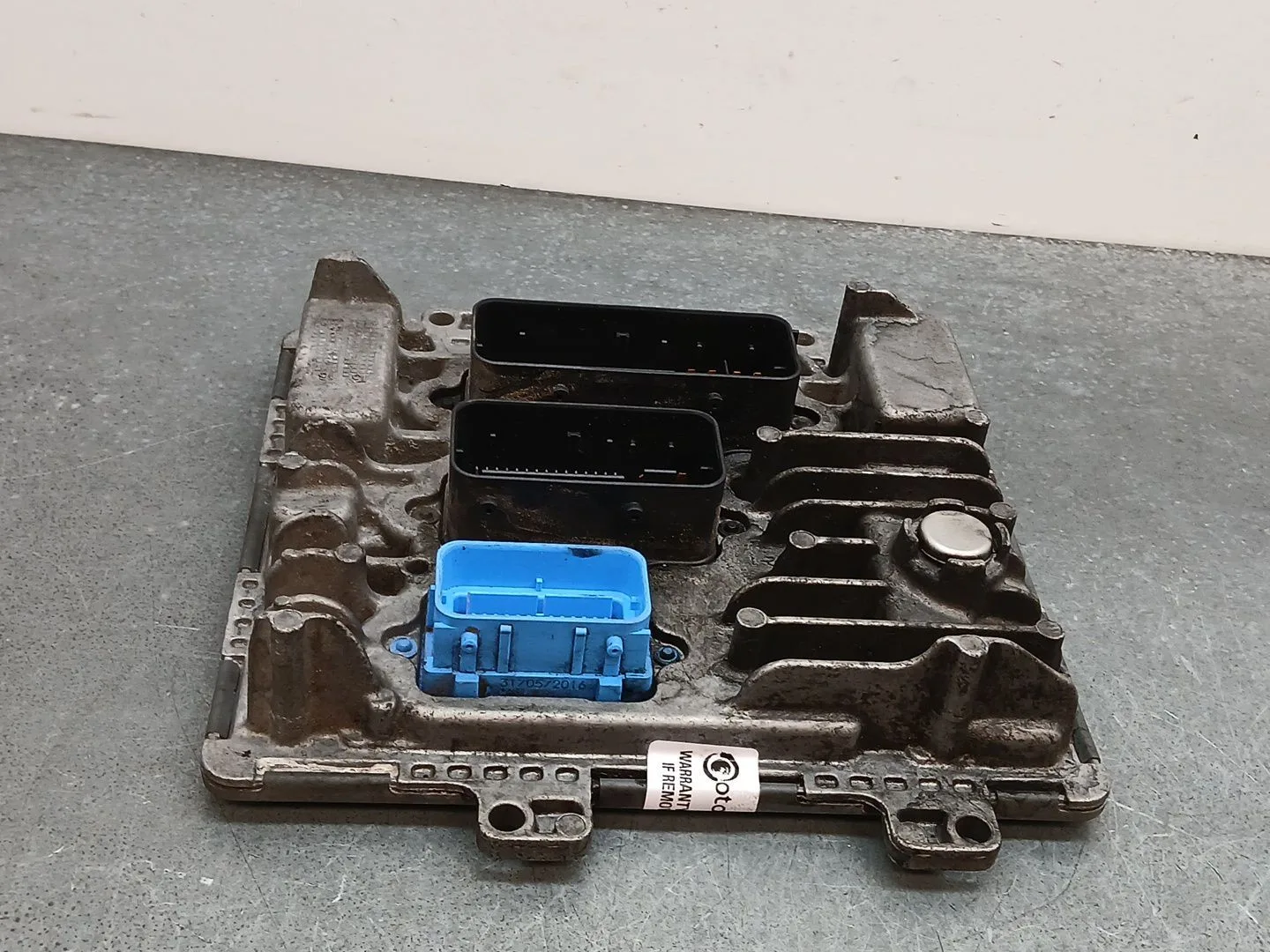 Centralita Motor Uce para Opel Insignia Berlina