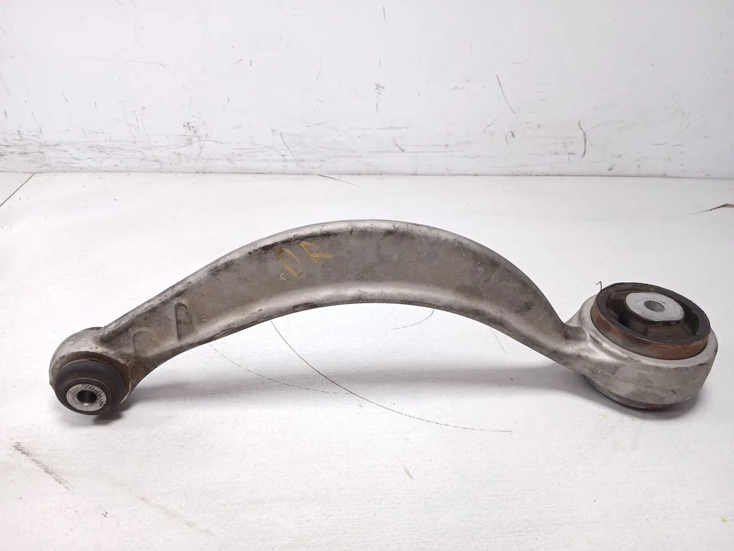 Brazo Suspension Superior Delantero Derecho para Jaguar Xj