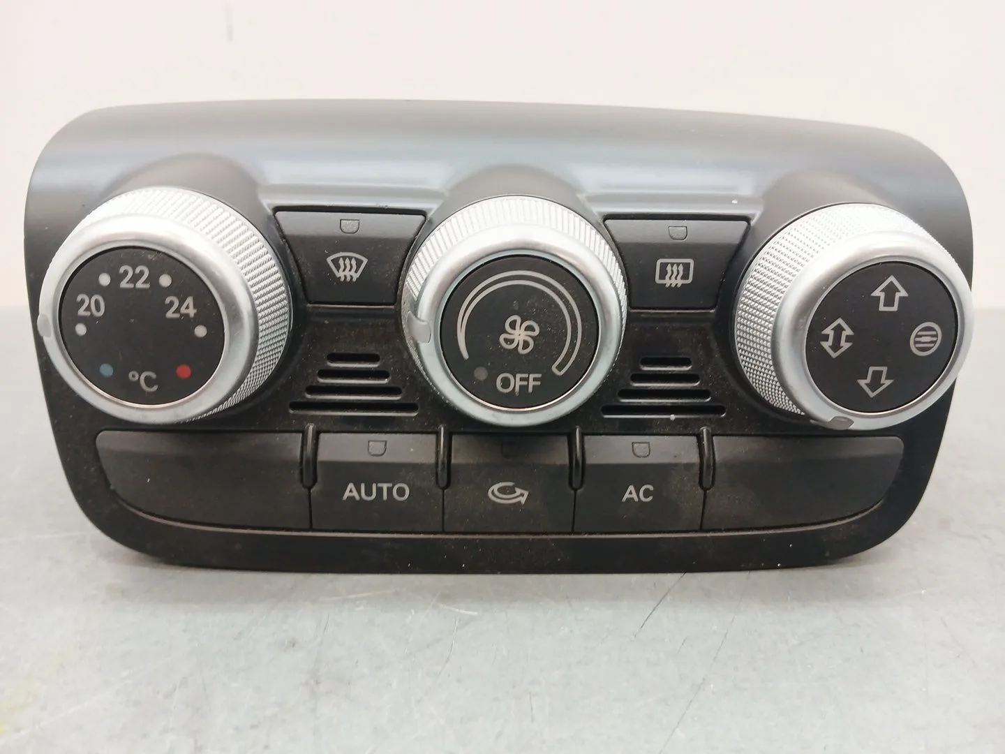 Mando Climatizador para Audi Tt (8J3)