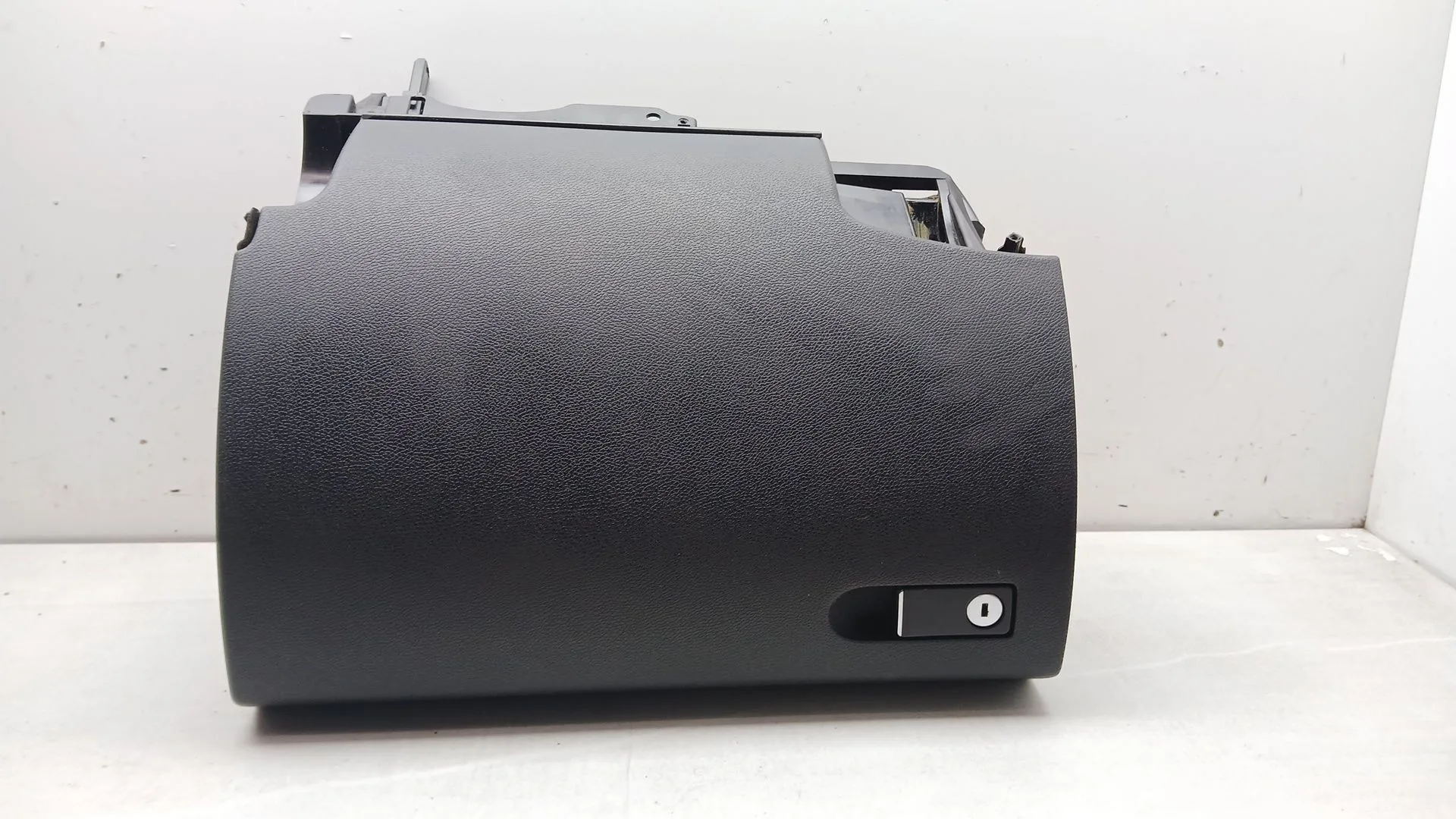 Guantera para Mercedes-Benz Clase C (W204)
