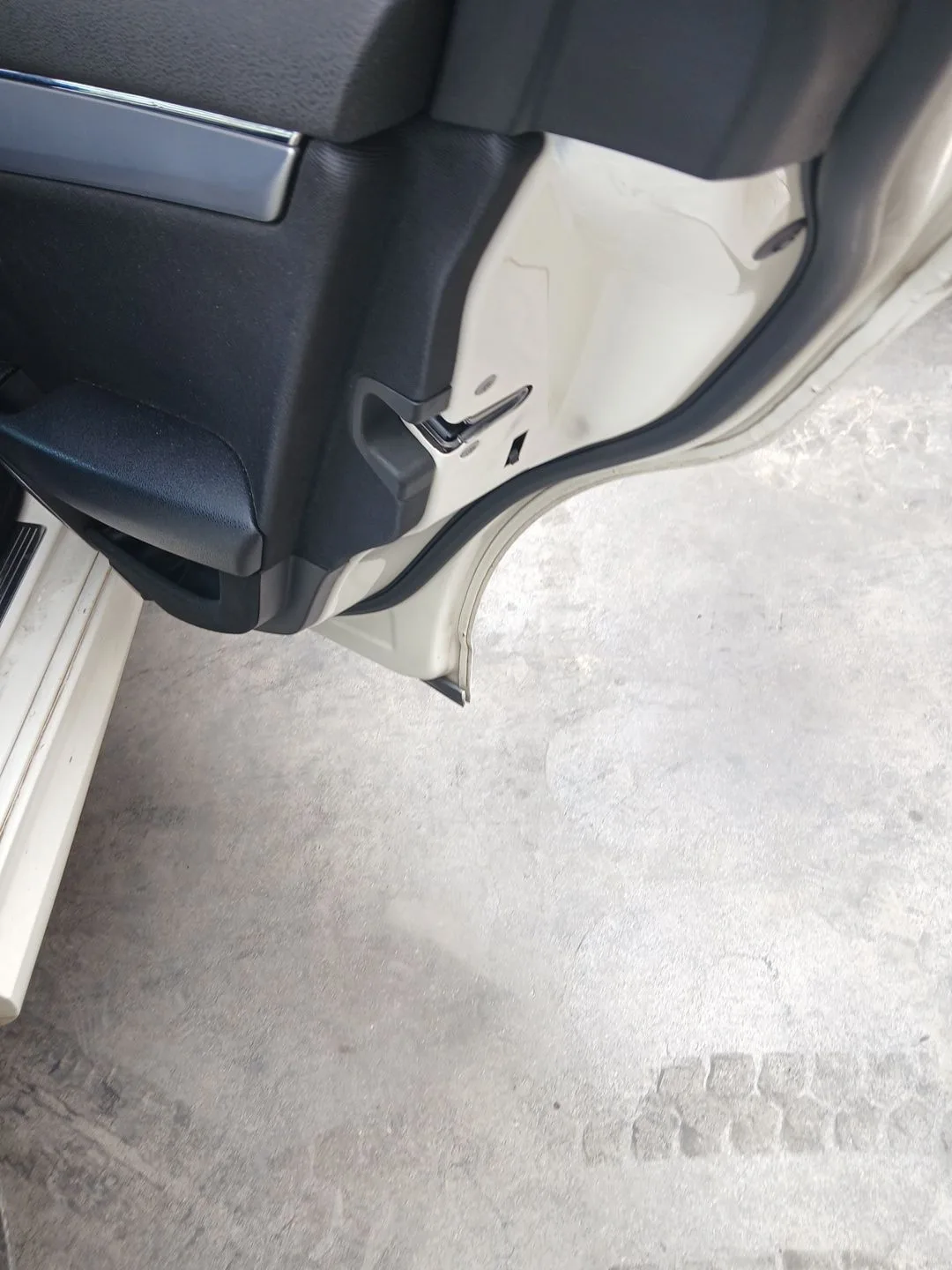 Cerradura Puerta Trasera Derecha para Mercedes-Benz Clase C (W204)