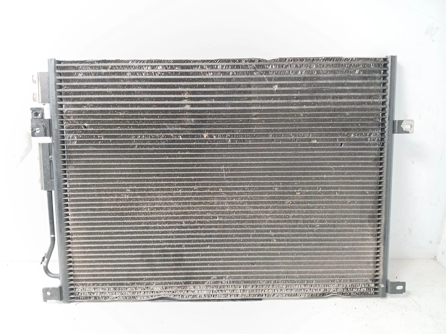 Condensador / Radiador Aire Acondicionado para Chrysler Jeep Gr.cherokee (Wh)