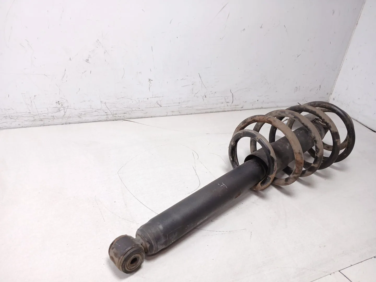 Amortiguador Trasero Derecho para Chrysler Jeep Gr.cherokee (Wh)