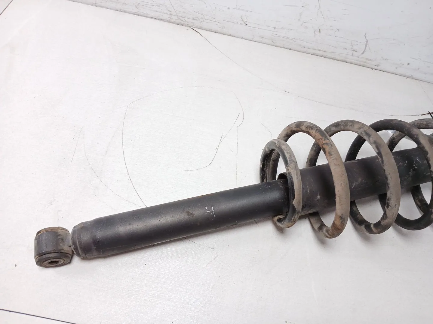 Amortiguador Trasero Derecho para Chrysler Jeep Gr.cherokee (Wh)