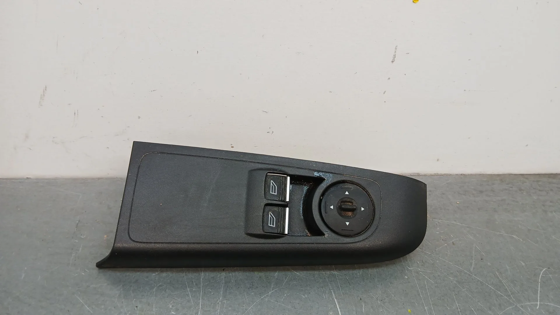 Mando Elevalunas Delantero Izquierdo para Ford Tourneo Courier B460 Monospace
