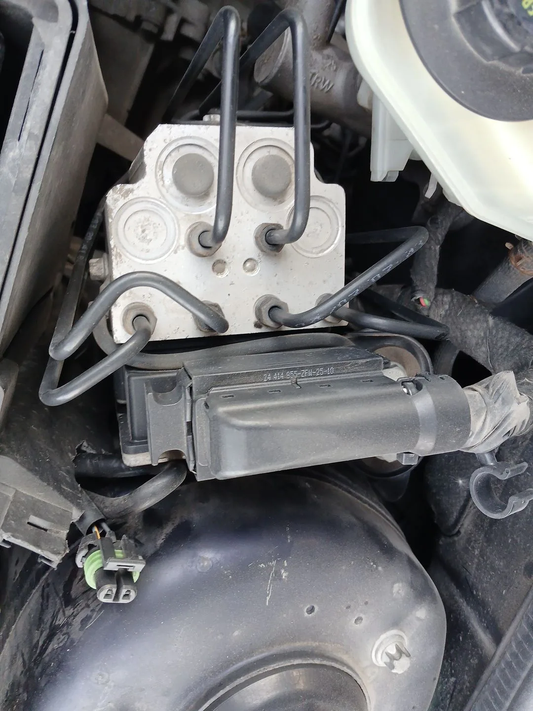 Abs para Saab 9-3 (Ys3F, E79, D79, D75)