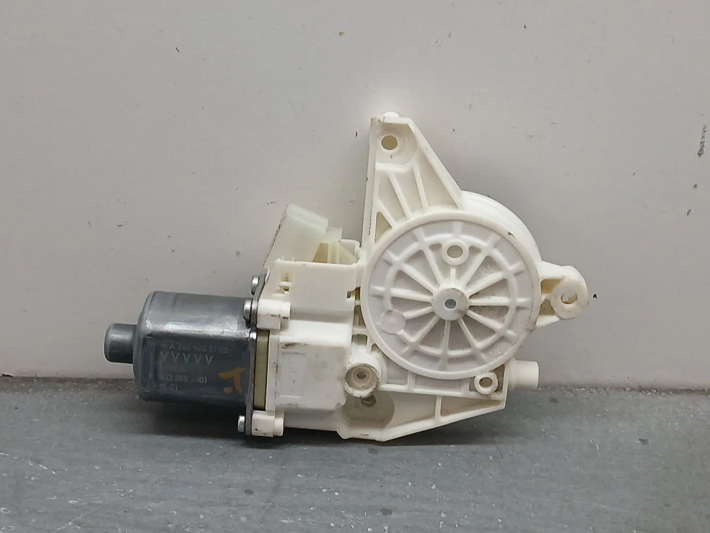 Motor Elevalunas Delantero Izquierdo para Mercedes-Benz Clase A (W176)
