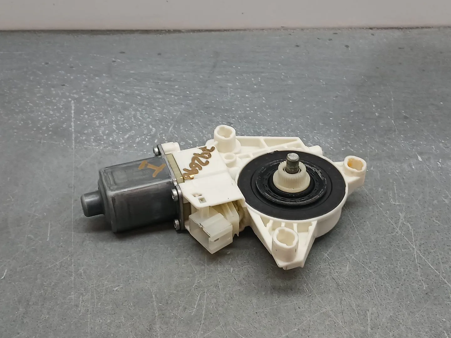 Motor Elevalunas Delantero Izquierdo para Mercedes-Benz Clase A (W176)