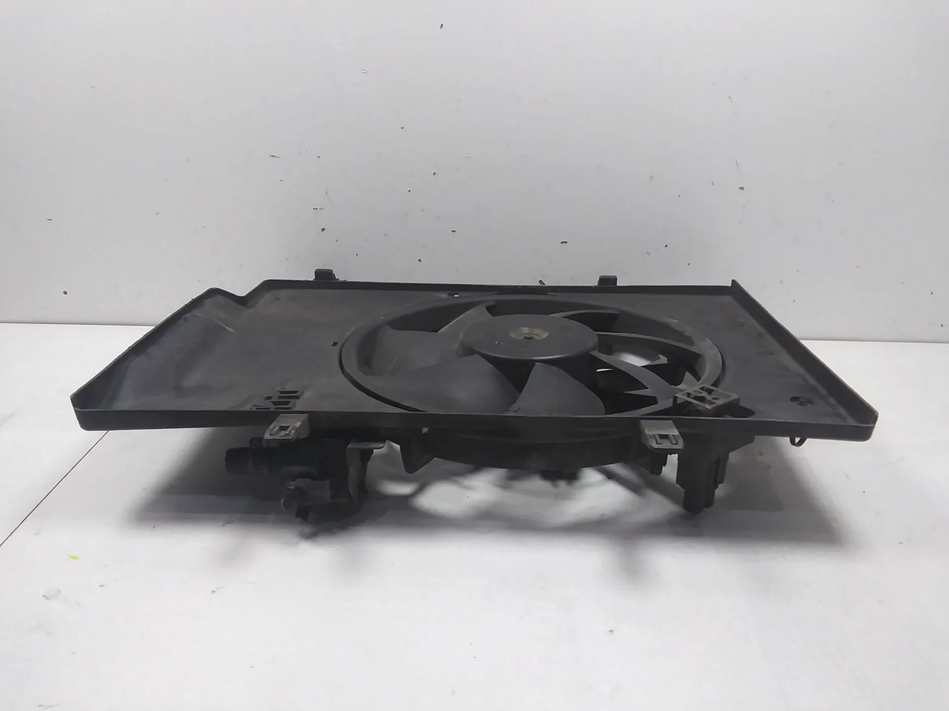 Electroventilador para Ford Transit Courier B460 Monospace