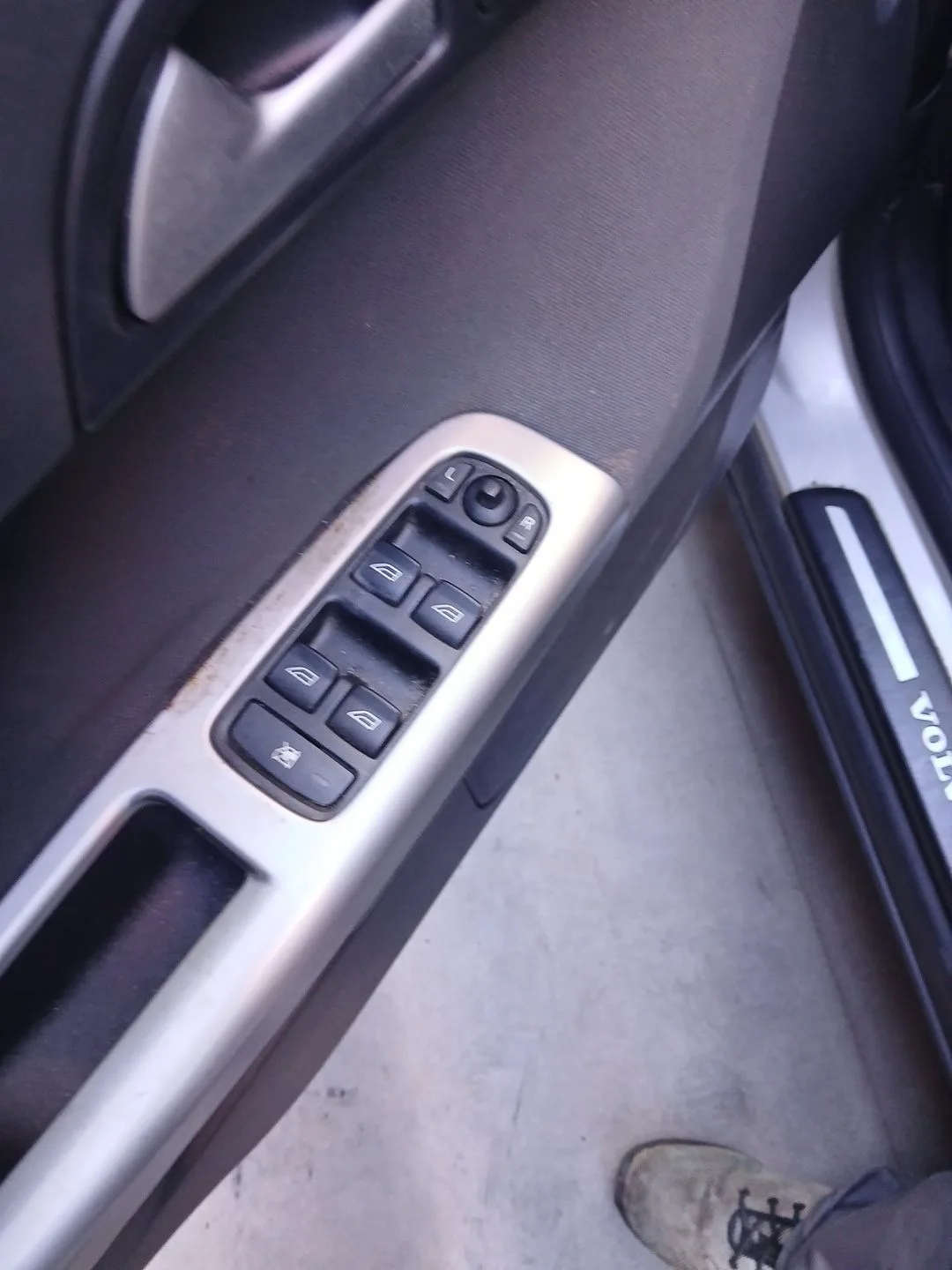 Mando Elevalunas Delantero Izquierdo para Volvo V50 (545)