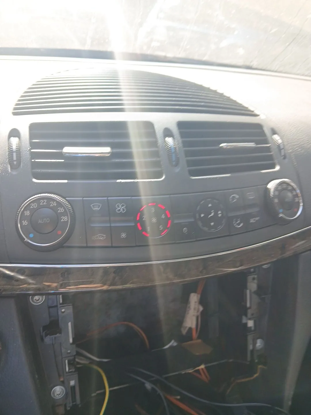 Mando Climatizador para Mercedes-Benz Clase E (W211)