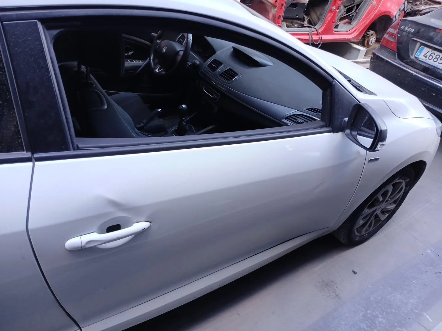 Puerta Delantera Derecha para Renault Megane Iii Coupe (Dz0/1_)