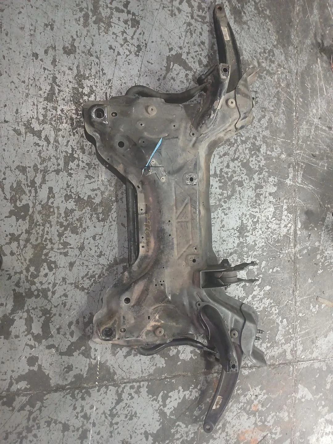 Puente Delantero para Peugeot 5008 (0U_, 0E_)