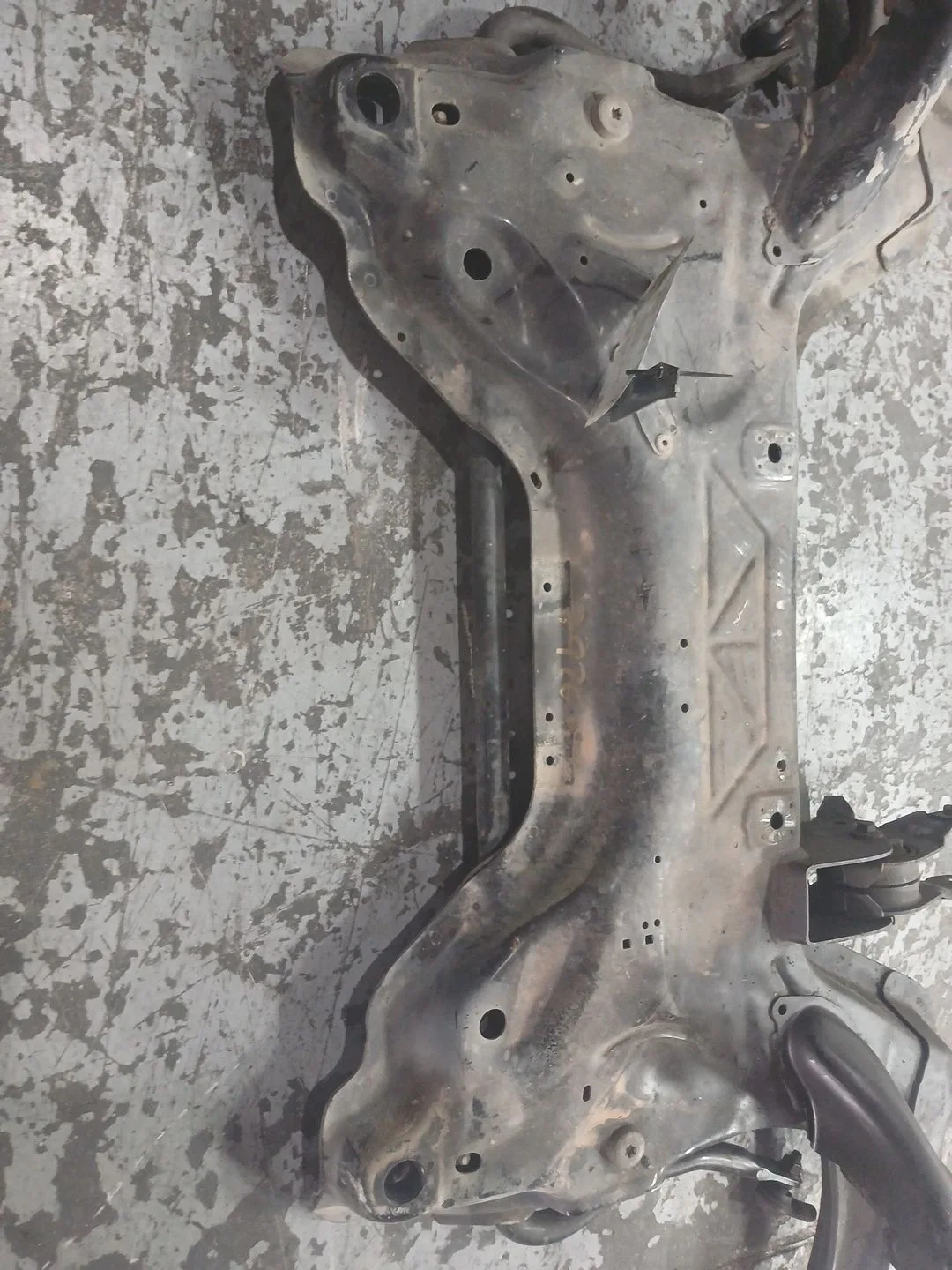 Puente Delantero para Peugeot 5008 (0U_, 0E_)