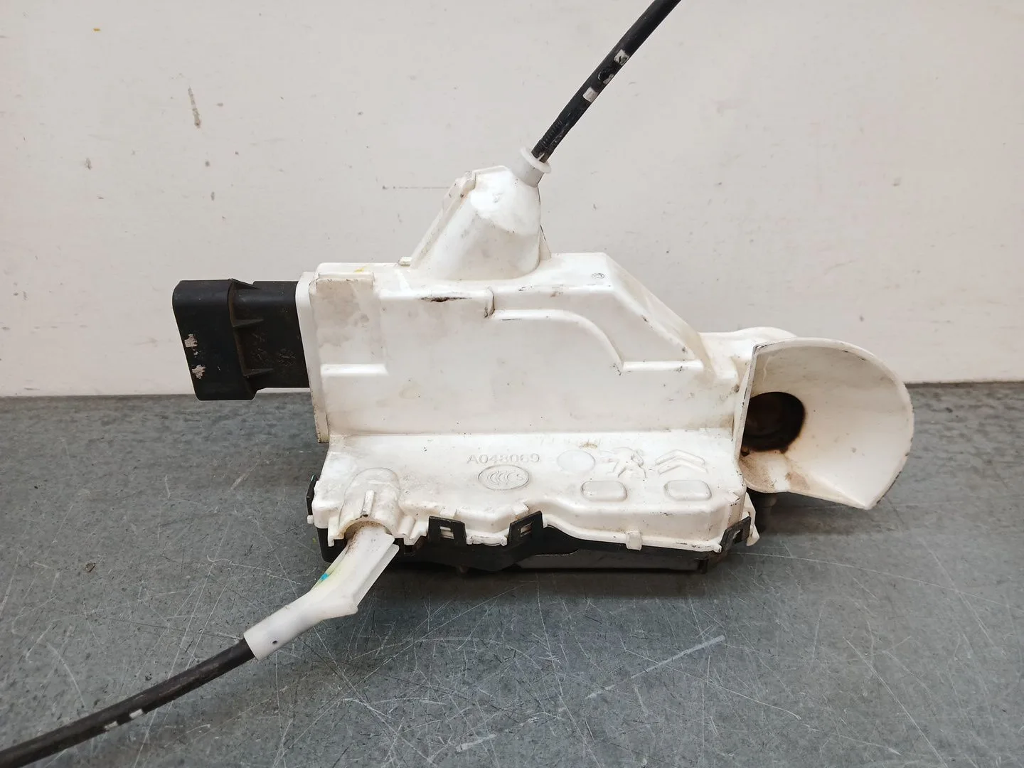 Cerradura Puerta Delantera Izquierda para Peugeot 5008 (0U_, 0E_)