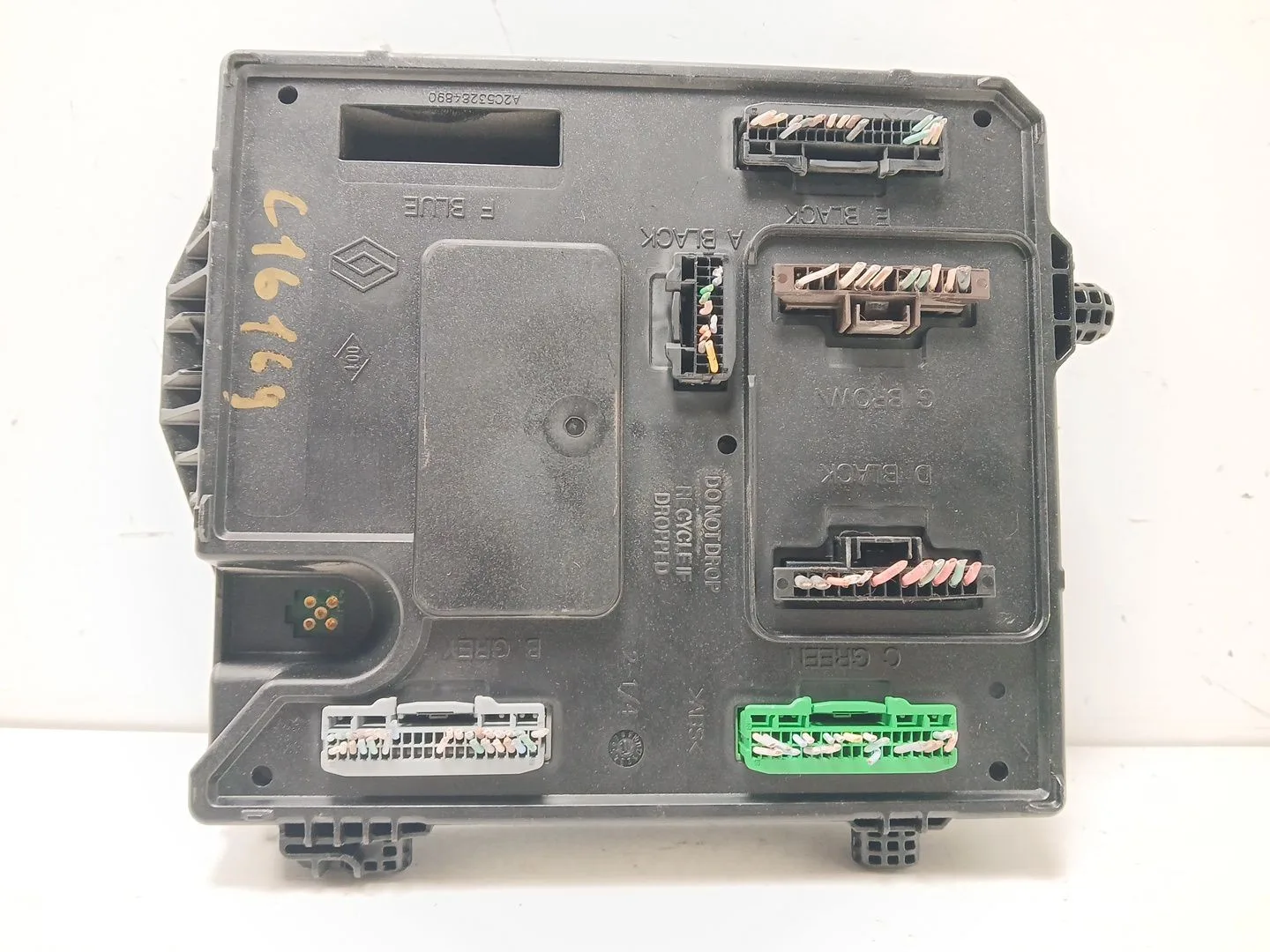 Caja Reles / Fusibles para Renault Megane Iii Berlina 5 P