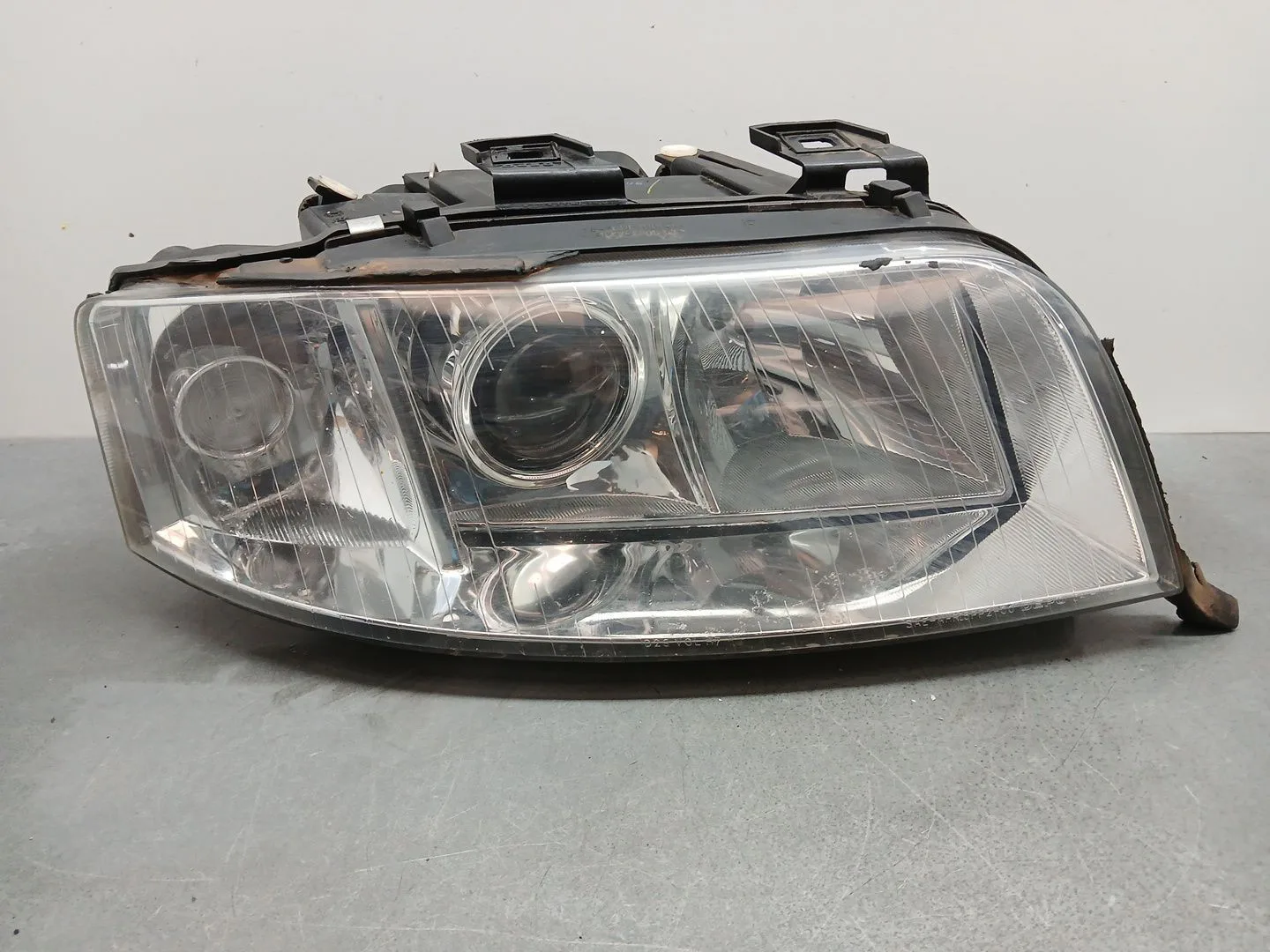 Faro Derecho para Audi A6 C5 (4B2, 4B4)