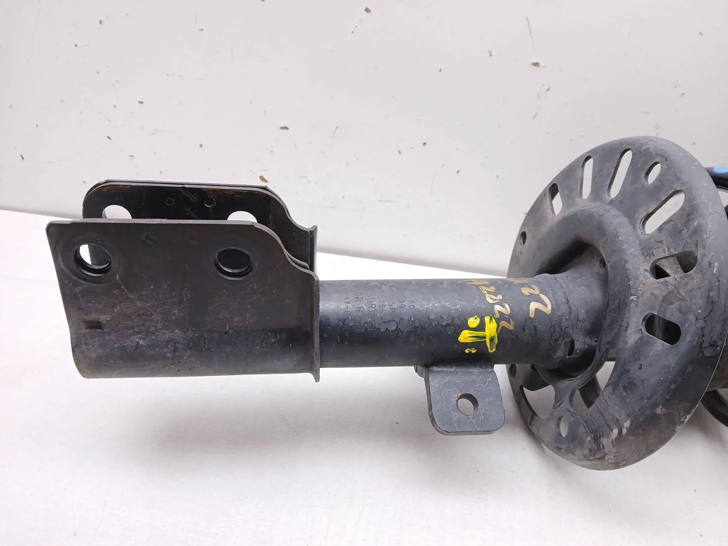 Amortiguador Delantero Izquierdo para Opel Combo E Tour / Life (K9)
