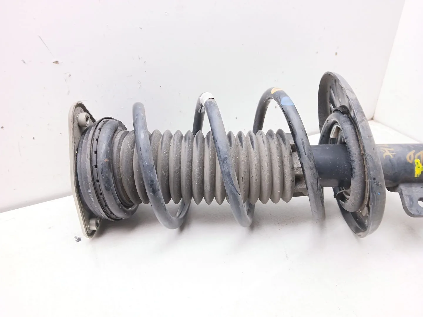 Amortiguador Delantero Derecho para Opel Combo E Tour / Life (K9)