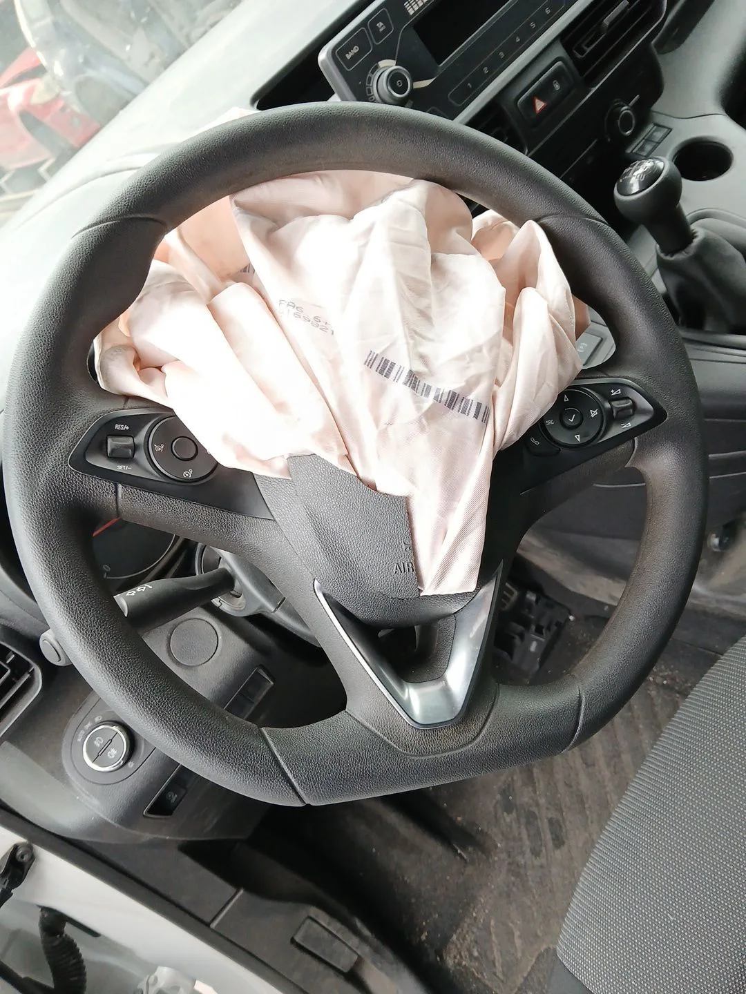 Volante para Opel Combo E Tour / Life (K9)