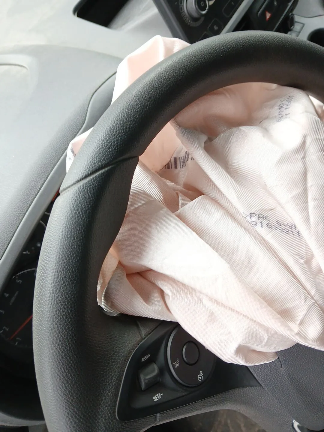 Volante para Opel Combo E Tour / Life (K9)