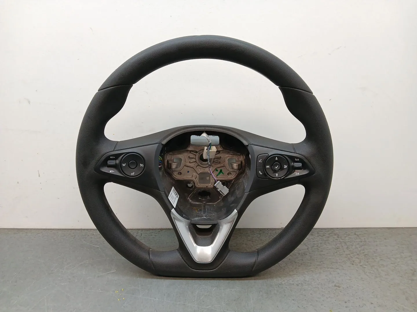 Volante para Opel Combo E Tour / Life (K9)