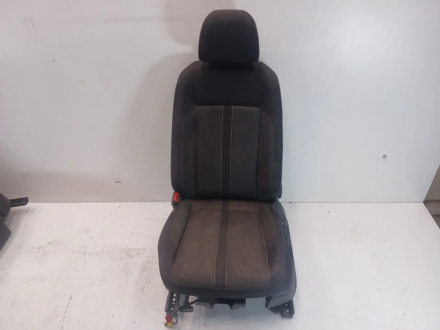 Asiento Delantero Izquierdo para Volkswagen T-Roc (A11, D11)