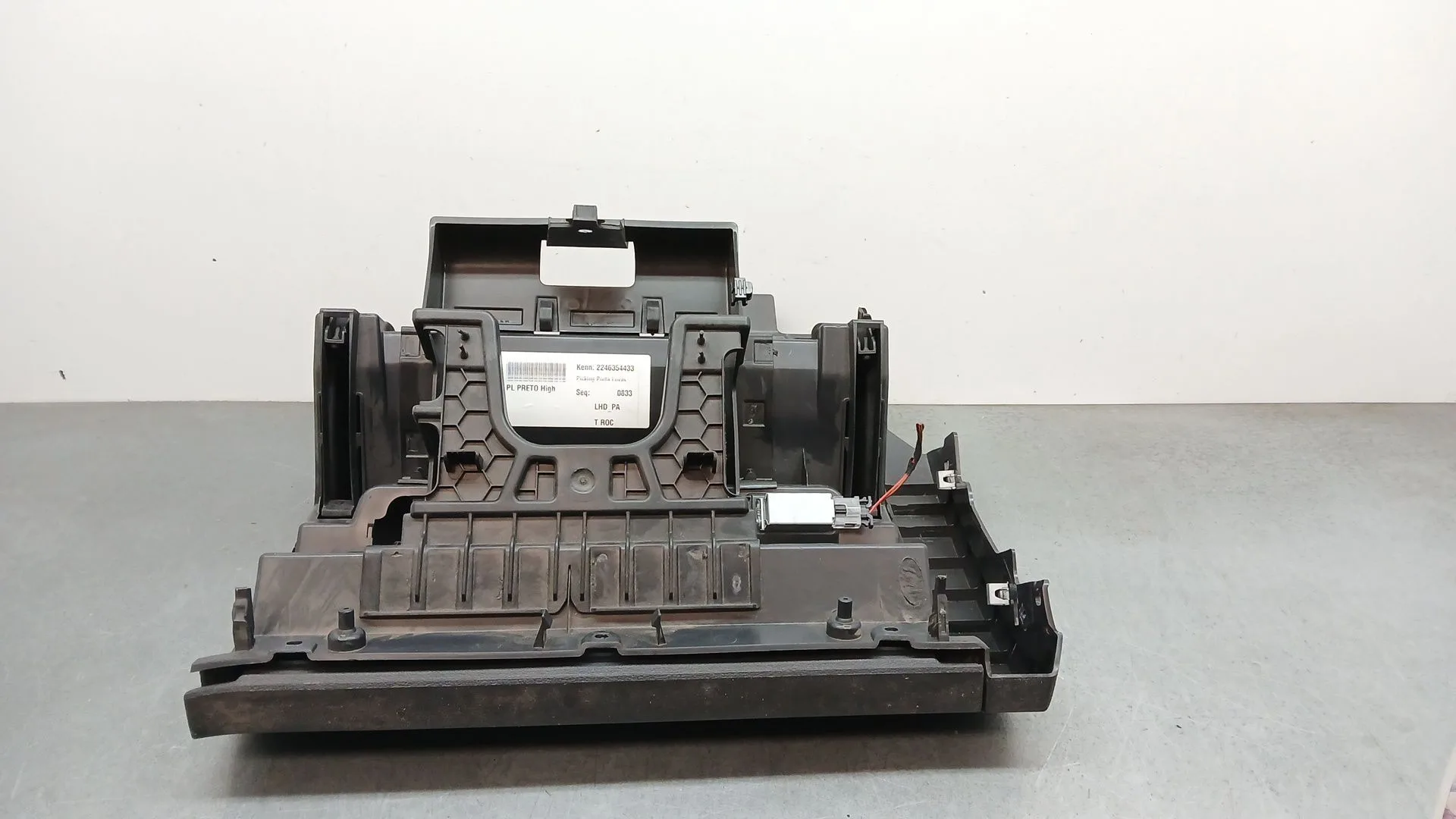Guantera para Volkswagen T-Roc (A11, D11)