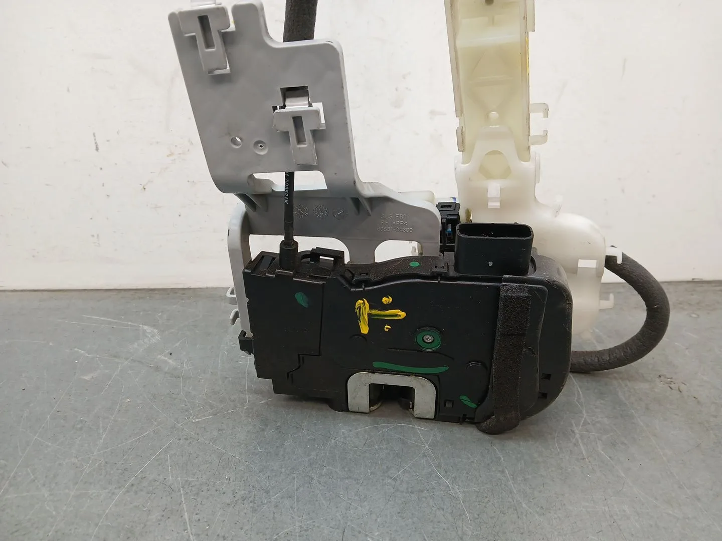 Cerradura Puerta Delantera Derecha para Kia Sportage Iii (Sl)