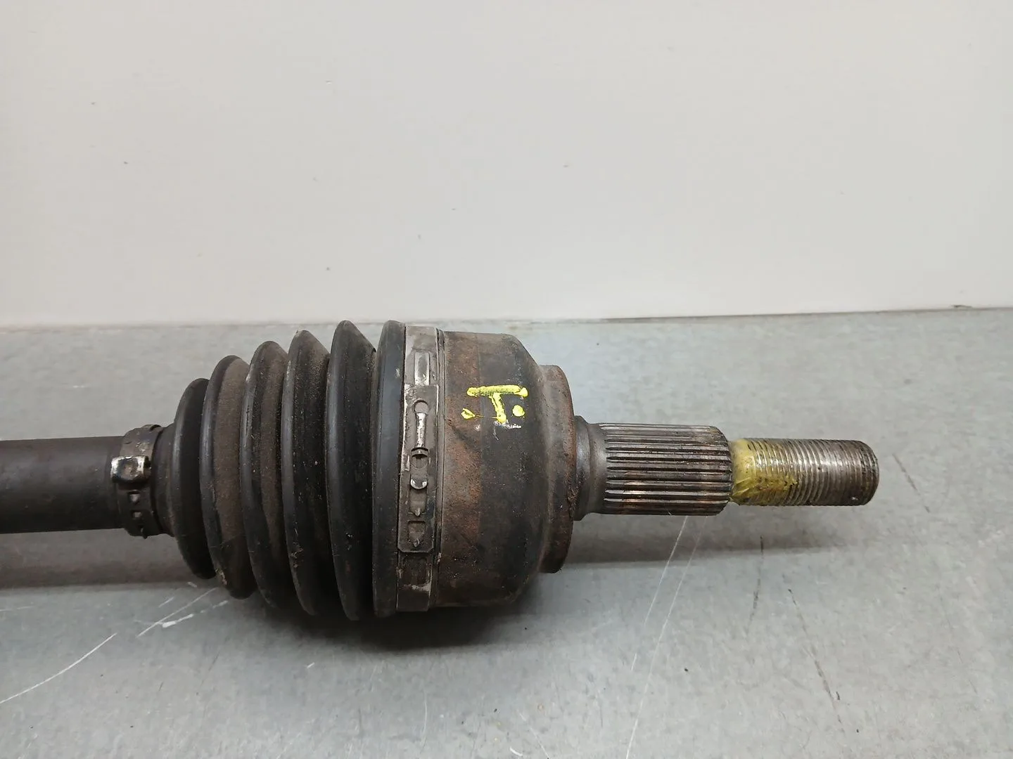 Transmision Delantera Derecha para Jeep Commander