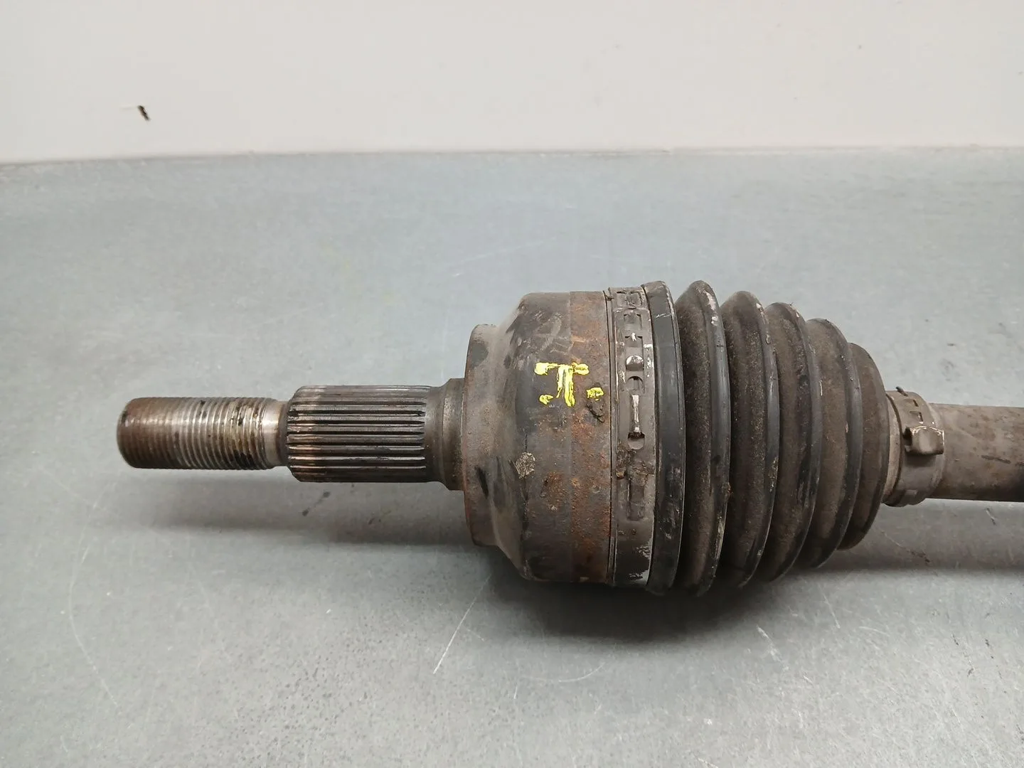 Transmision Delantera Izquierda para Jeep Commander