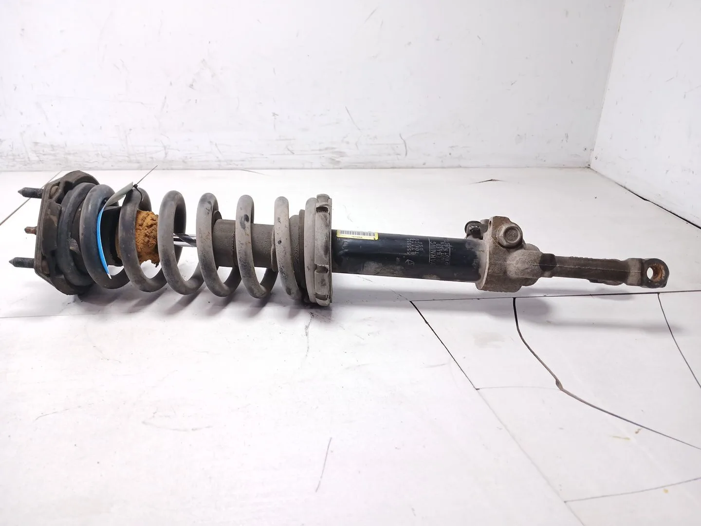 Amortiguador Delantero Izquierdo para Jeep Commander