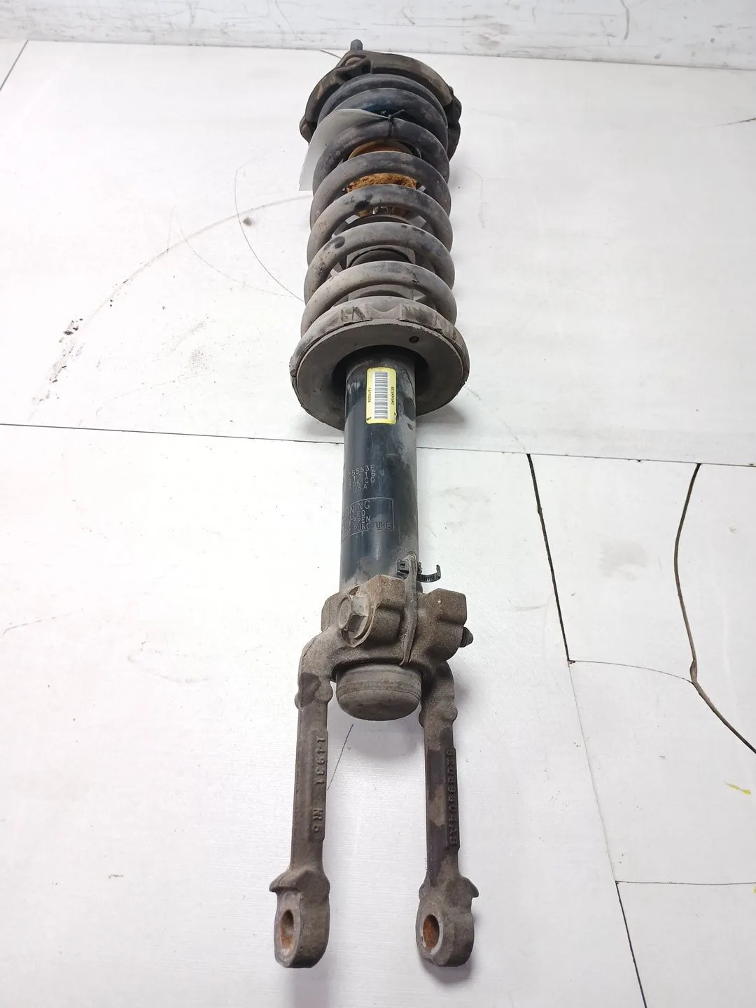 Amortiguador Delantero Izquierdo para Jeep Commander