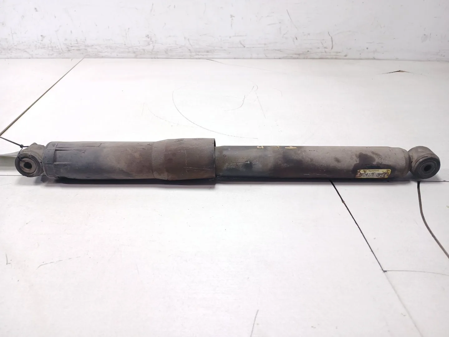 Amortiguador Trasero Derecho para Jeep Commander