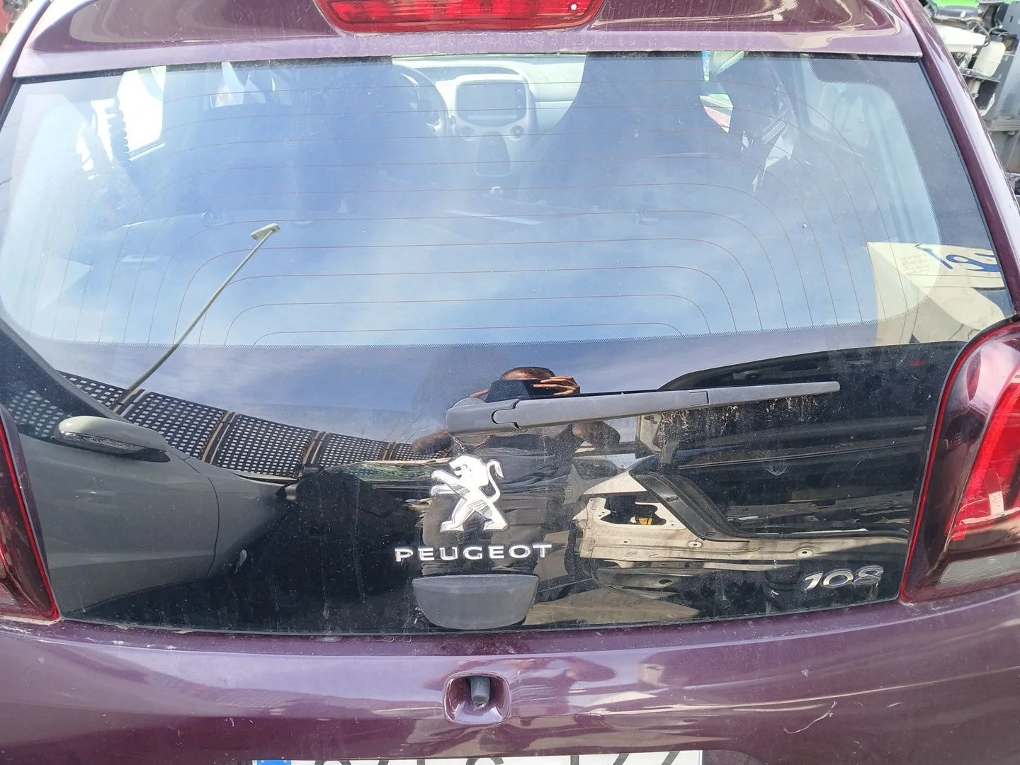 Porton Trasero para Peugeot 108