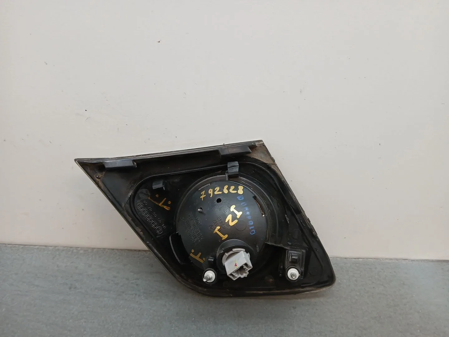 Piloto Trasero Izquierdo Interior para Mazda 3 (Bk)