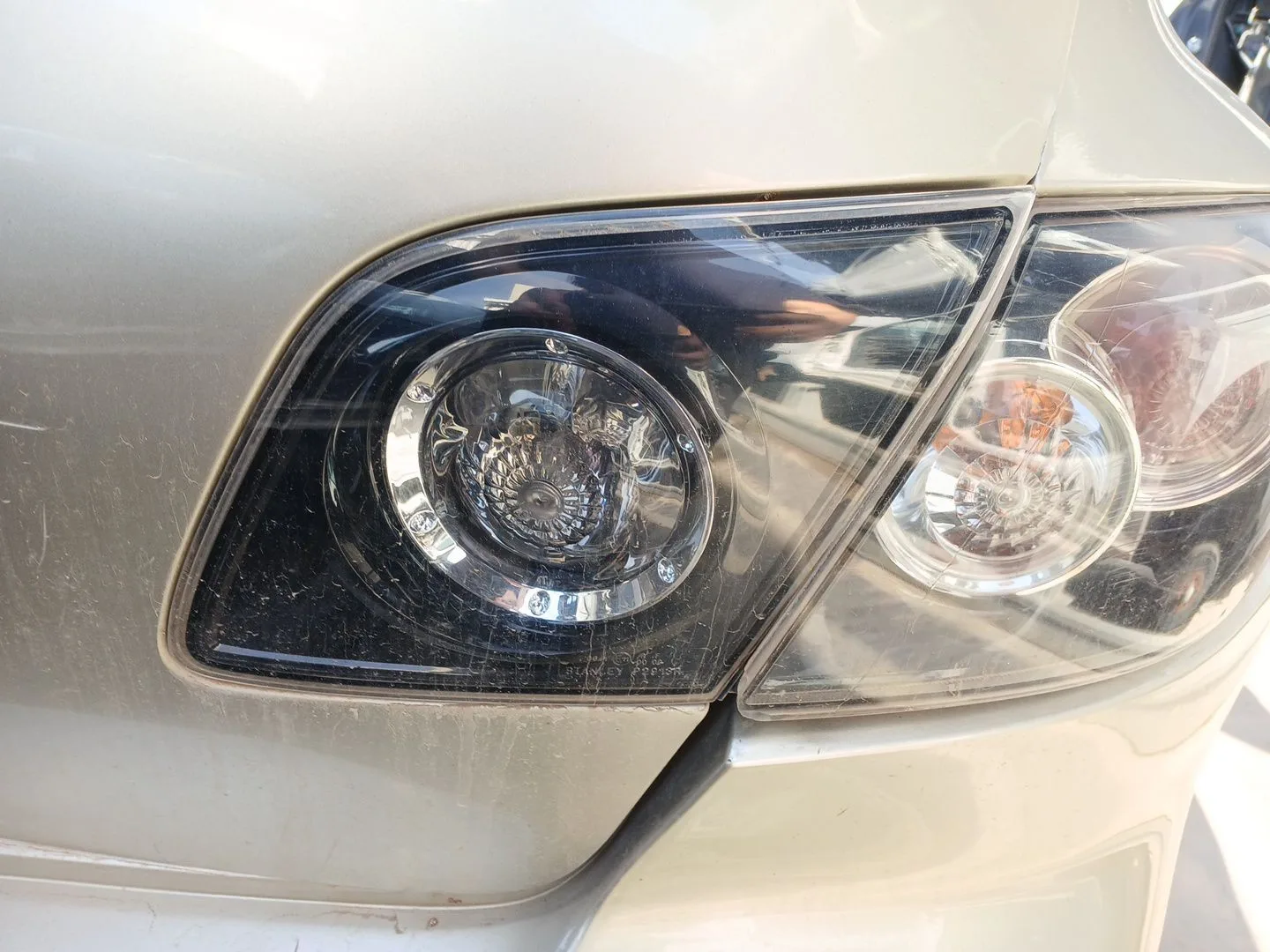Piloto Trasero Derecho Interior para Mazda 3 (Bk)