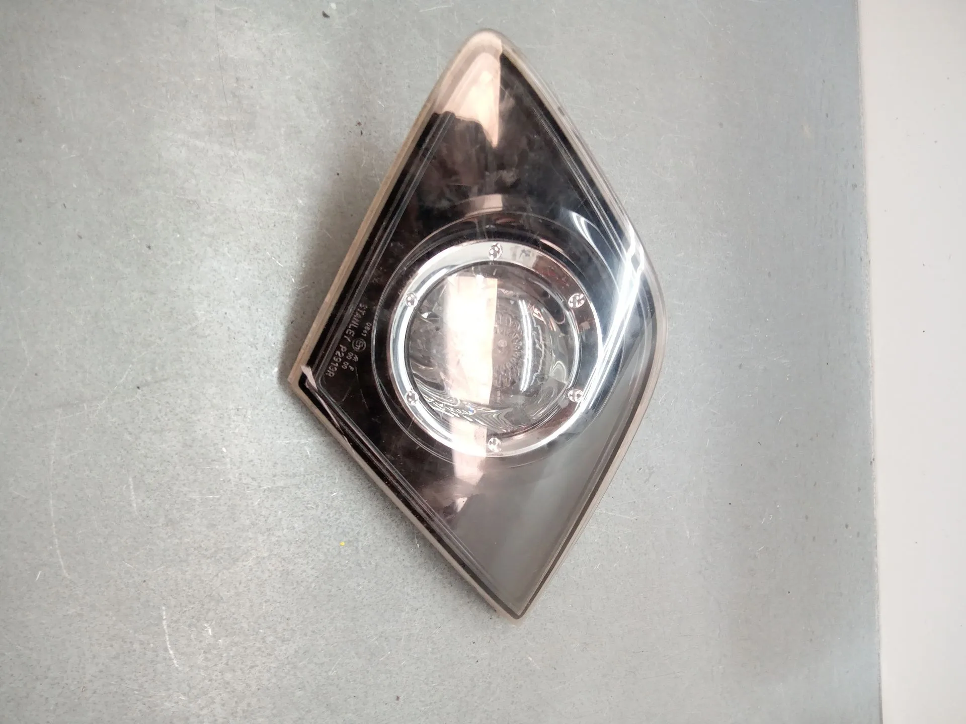 Piloto Trasero Derecho Interior para Mazda 3 (Bk)