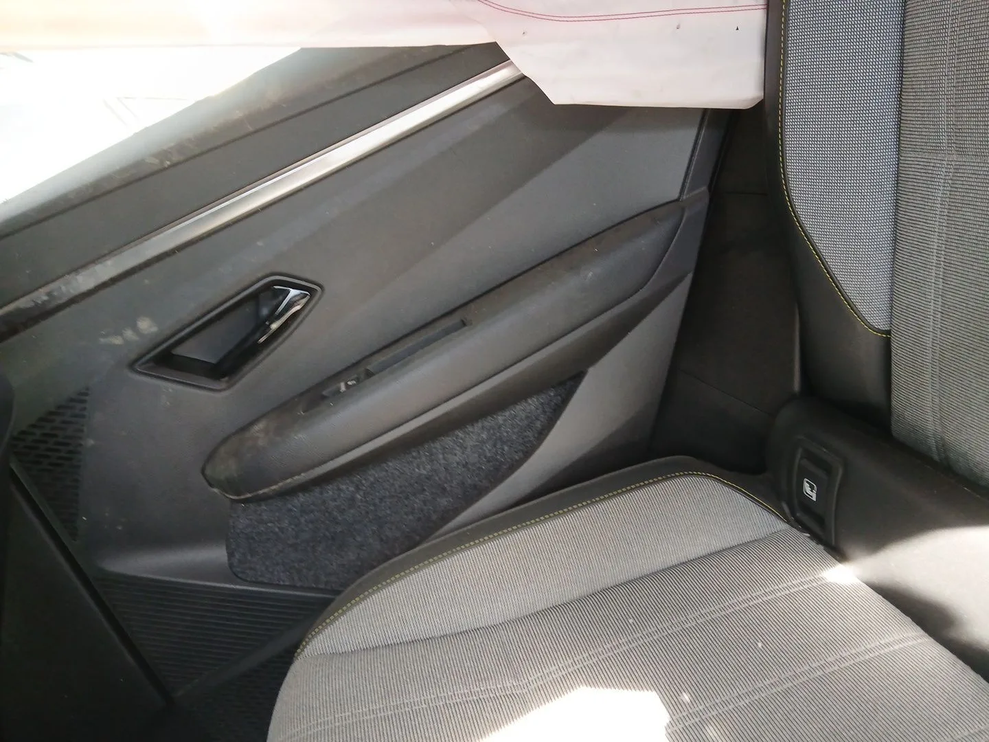 Guarnecido Puerta Trasera Derecha para Renault Megane E-Tech Suv