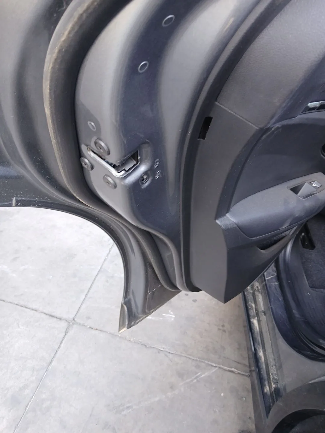 Cerradura Puerta Trasera Izquierda para Renault Megane E-Tech Suv